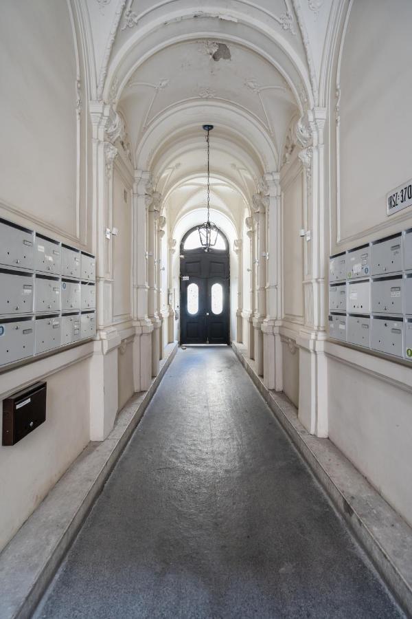 Lonyay Grand Apartment Budapest